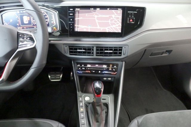 Fahrzeugabbildung Volkswagen Polo GTI 2.0 TSI Pano Beats Navi Kamera LED