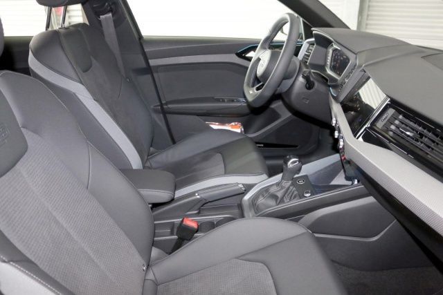 Fahrzeugabbildung Audi A1 Sportback S line 40 TFSI Vollausstattung Navi