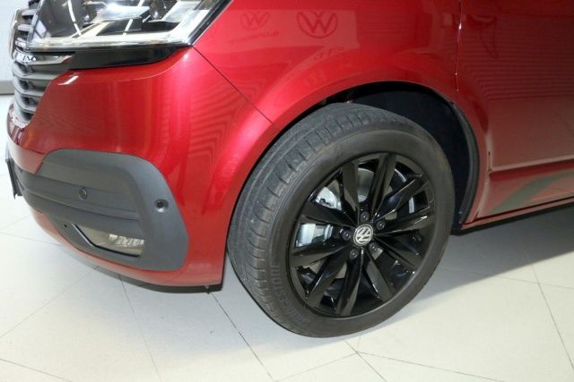 Fahrzeugabbildung Volkswagen T6.1 Multivan Edition 4x4 el. Sitze AHK Navi LED