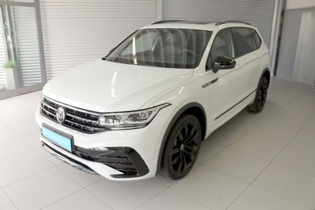 Fahrzeugabbildung Volkswagen Tiguan Allspace R-Line 2.0 TDI DSG 4x4 AHK Leder