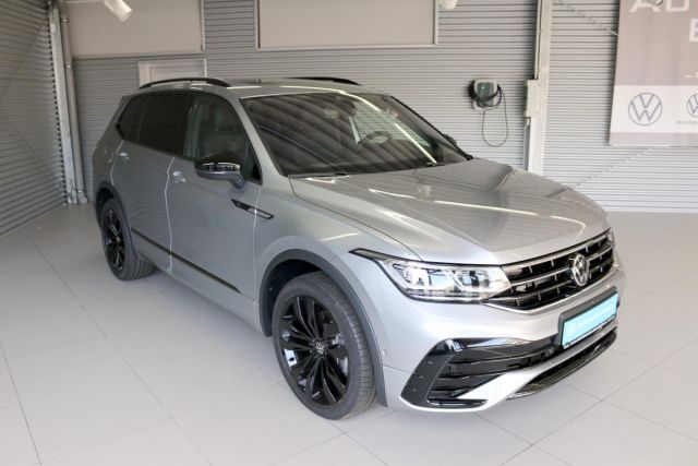 Fahrzeugabbildung Volkswagen Tiguan Allspace R-Line 2.0 TDI DSG 4x4 AHK Leder