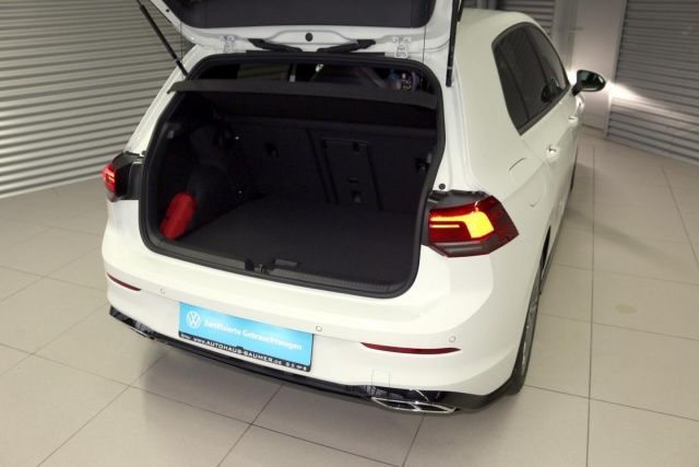 Fahrzeugabbildung Volkswagen Golf VIII R-line 1.5 TSI LED Dig.Co. ACC Navi