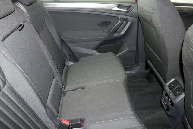 Fahrzeugabbildung Volkswagen Tiguan Allspace Life 1.5 TSI DSG 7-Sitzer AHK