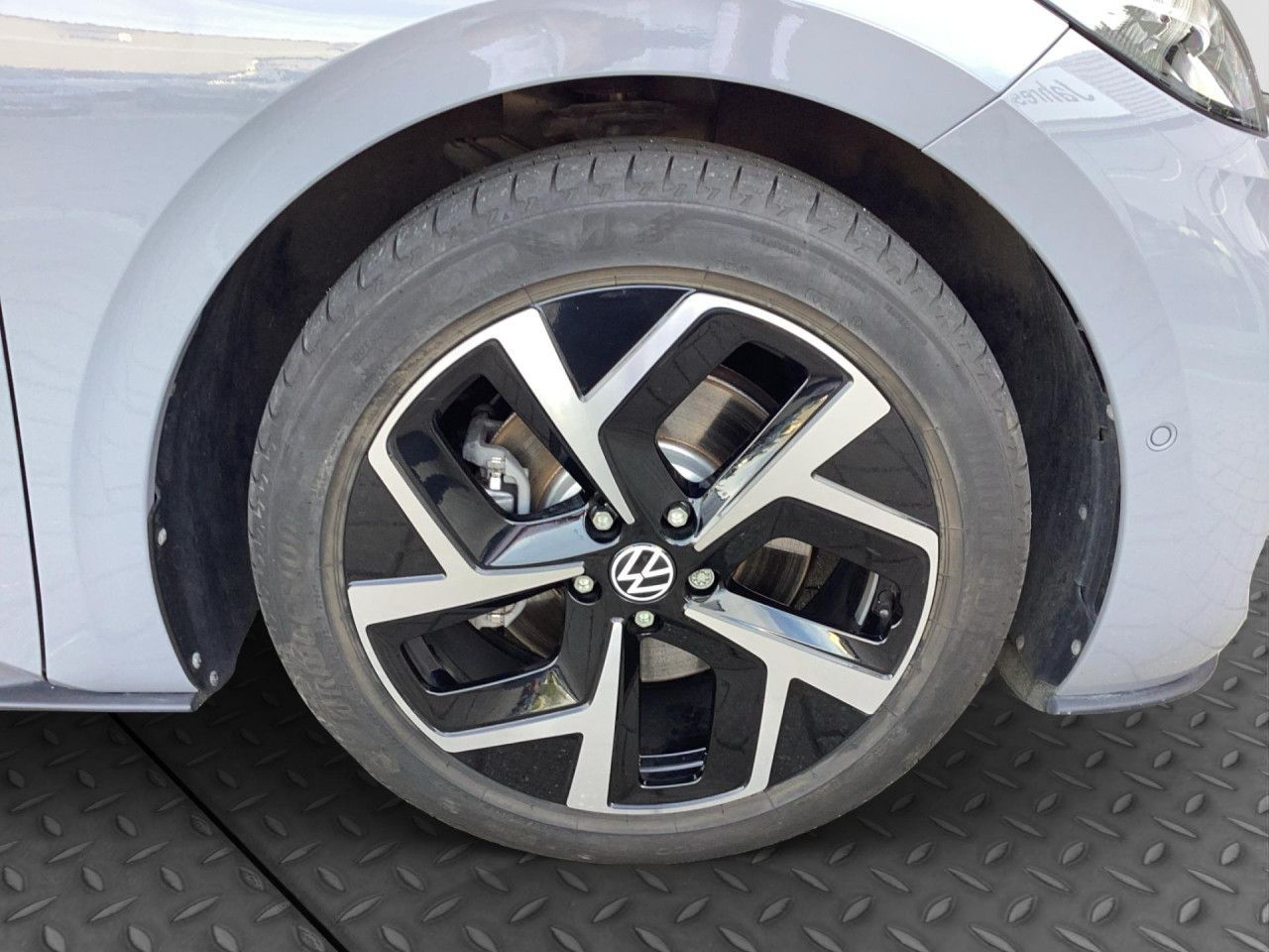 Fahrzeugabbildung Volkswagen ID.3 MOVE Pro 62 kWh ergoActive Kamera Navi LED