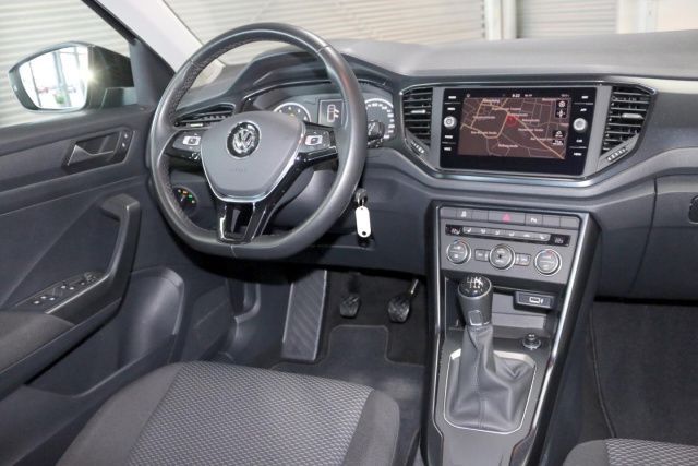 Fahrzeugabbildung Volkswagen T-ROC 1.0 TSI Navi Climatronic PDC SHZ Bluetooth