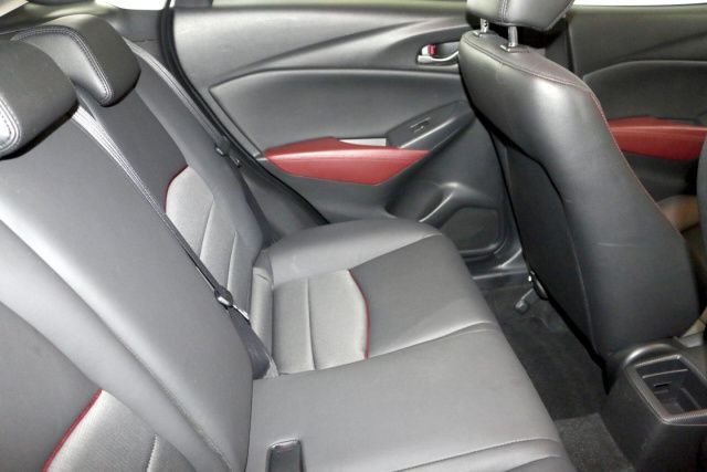 Fahrzeugabbildung Mazda CX-3 2.0 16V Sports-Line AWD Bluetooth LED Klima