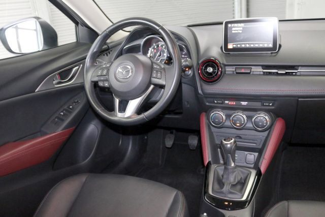 Fahrzeugabbildung Mazda CX-3 2.0 16V Sports-Line AWD Bluetooth LED Klima
