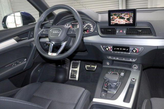 Fahrzeugabbildung Audi Q5 S-Line 45 TFSI 4x4 S-tronic LED Navi Privacy