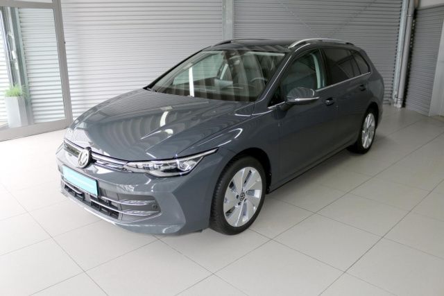 Fahrzeugabbildung Volkswagen Golf Variant Style 1.5 l eTSI OPF 110 kW (150 PS