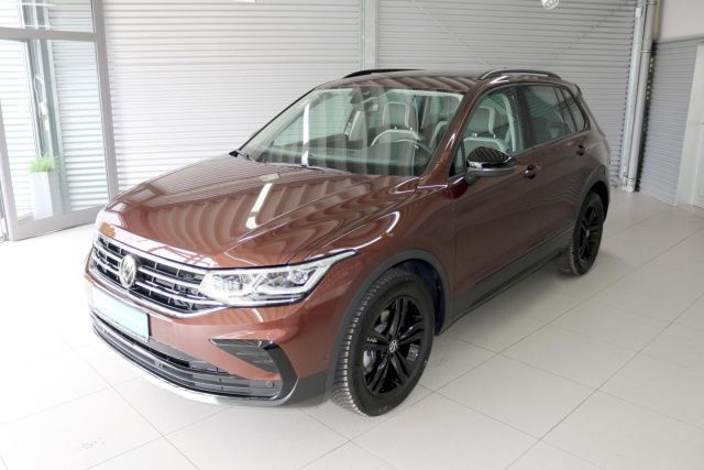 Fahrzeugabbildung Volkswagen Tiguan Urban Sport 1.5 TSI Urban Sport AHK Navi