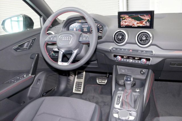 Fahrzeugabbildung Audi Q2 S line 35 TFSI DSG Panorama AHK Matrix- LED