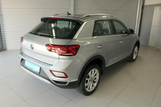 Fahrzeugabbildung Volkswagen T-ROC Style 1.5 TSI LED Navi Dig.Cockpit Klima