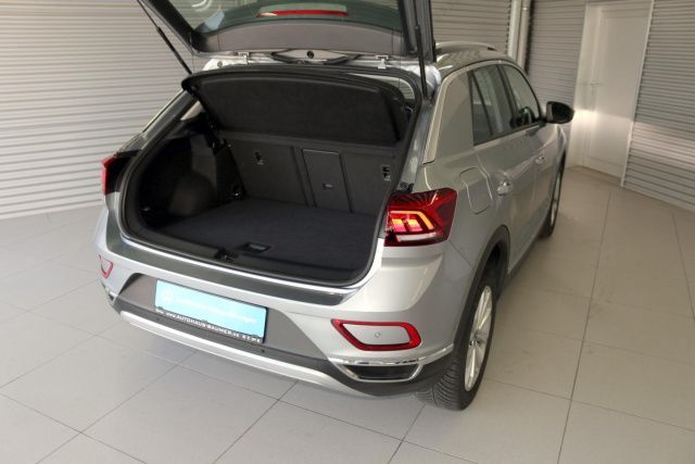 Fahrzeugabbildung Volkswagen T-ROC Style 1.5 TSI LED Navi Dig.Cockpit Klima