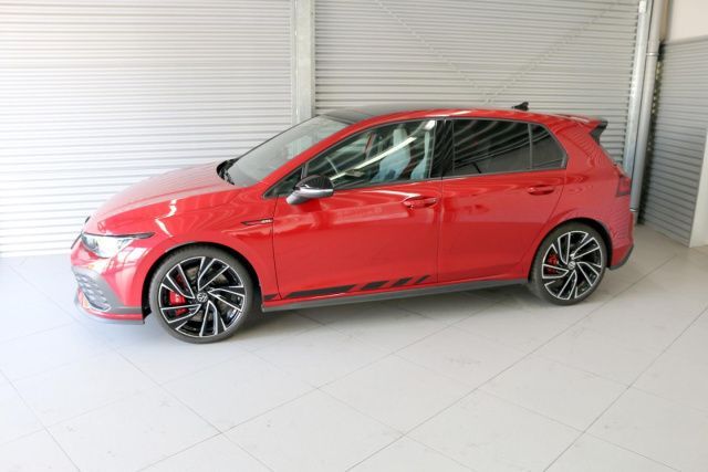 Fahrzeugabbildung Volkswagen Golf VIII GTI Clubsport 2.0 TSI DSG Leder Pano