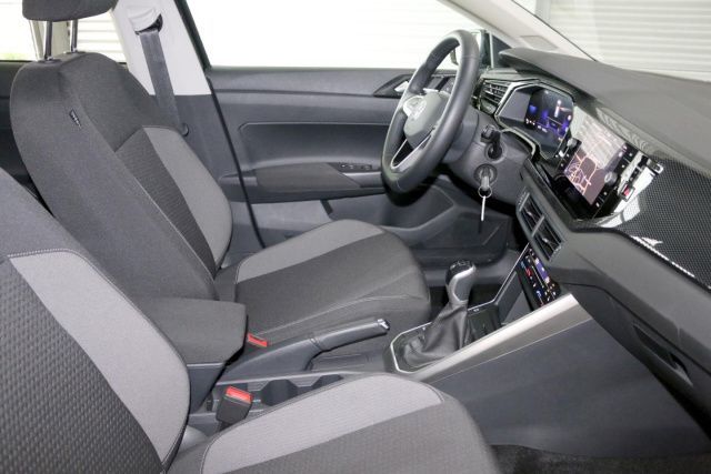 Fahrzeugabbildung Volkswagen Polo Life 1.0 MPI Navi LED Dig.Cockpit Bluetooth