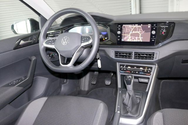 Fahrzeugabbildung Volkswagen Polo Life 1.0 MPI Navi LED Dig.Cockpit Bluetooth