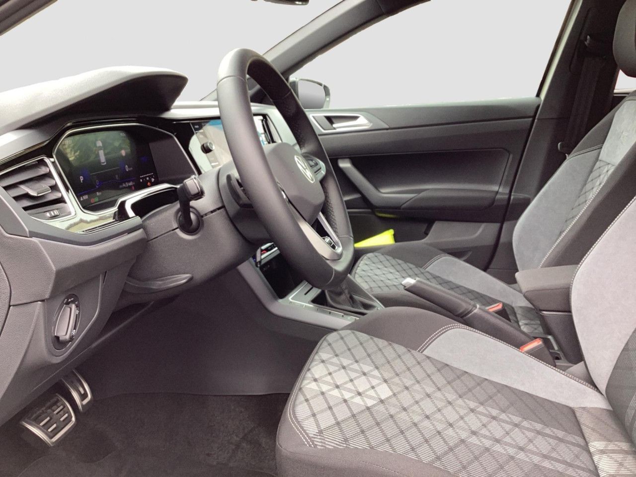 Fahrzeugabbildung Volkswagen Polo R-Line 1.0 TSI Navi Kamera RoofPack LED