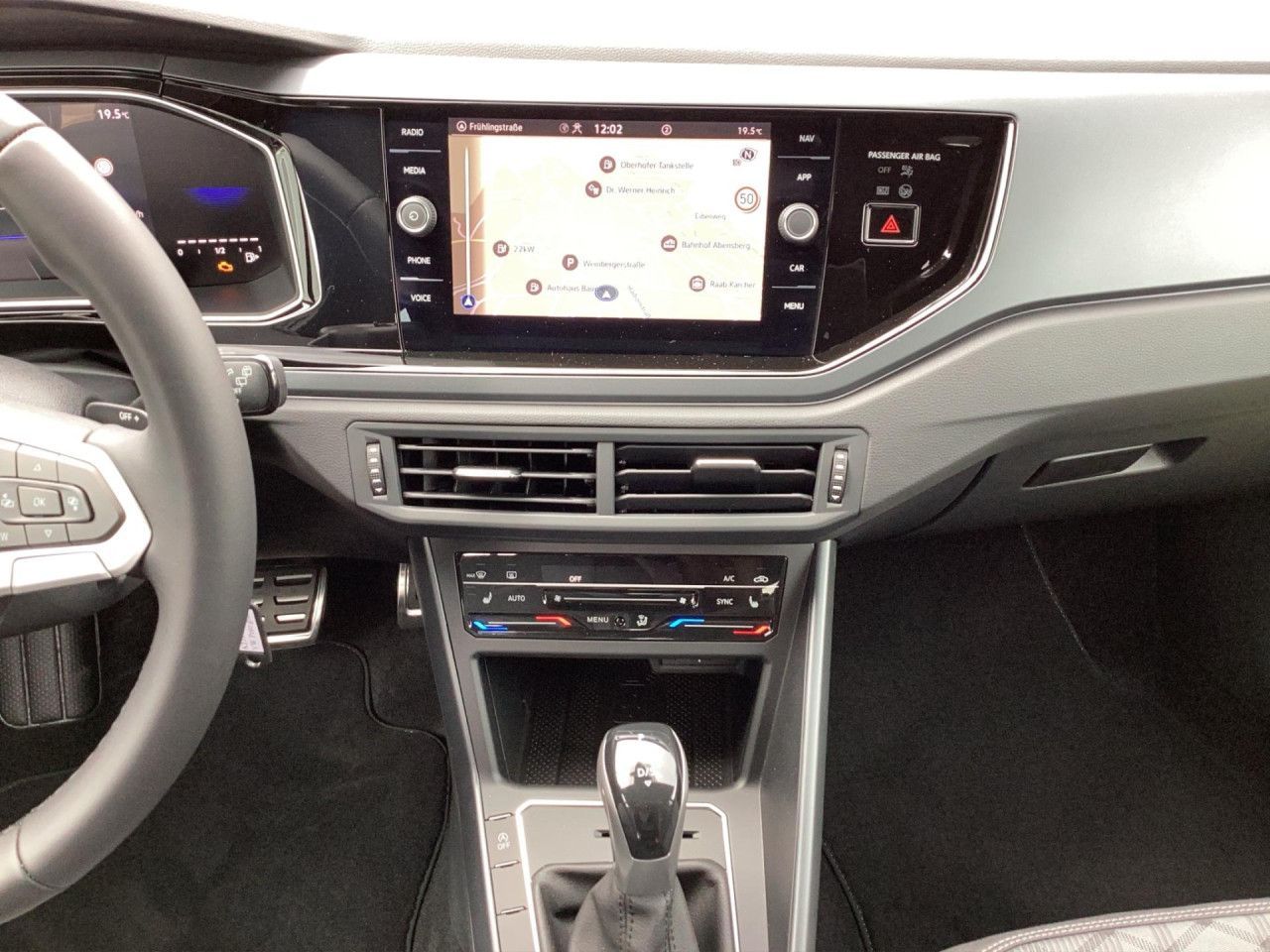 Fahrzeugabbildung Volkswagen Polo R-Line 1.0 TSI Navi Kamera RoofPack LED