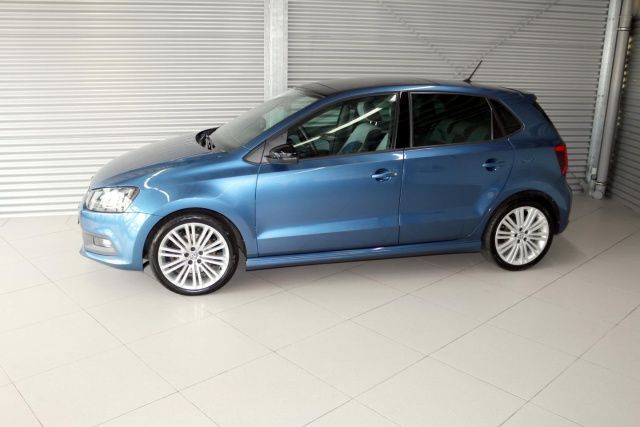 Fahrzeugabbildung Volkswagen Polo GT 1.4 TSI Panorama Xenon SHZ Bluetooth