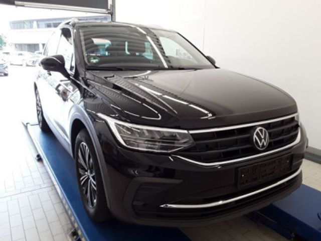 Fahrzeugabbildung Volkswagen Tiguan MOVE 1.5 TSI Navi LED Kamera ACC PDC SHZ