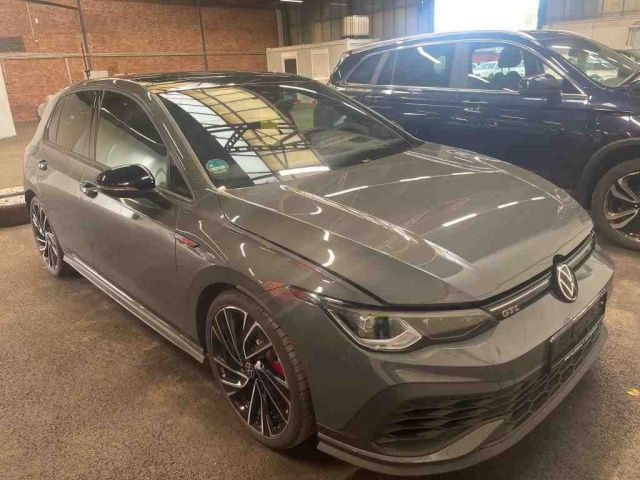 Fahrzeugabbildung Volkswagen Golf GTI Clubsport 2.0 TSI DSG Panorama Leder