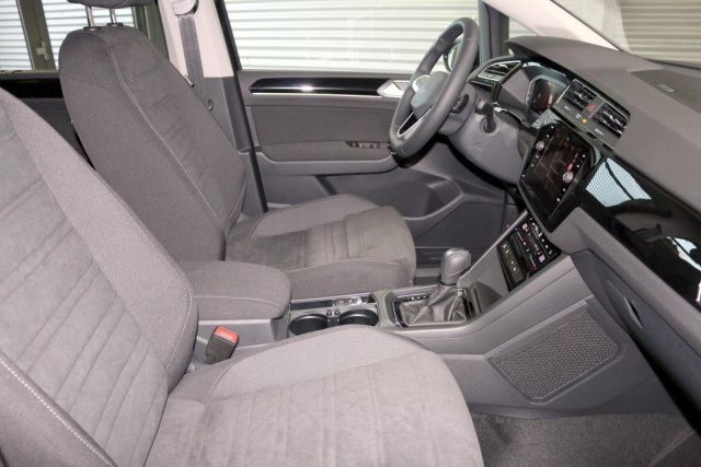 Fahrzeugabbildung Volkswagen Touran Highline 1.5 l TSI OPF 110 kW (150 PS)