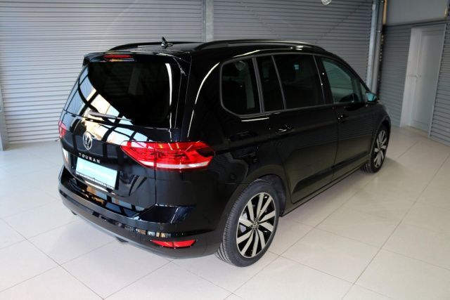 Fahrzeugabbildung Volkswagen Touran Highline 1.5 l TSI OPF 110 kW (150 PS)