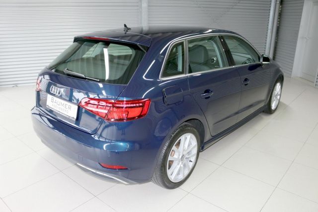 Fahrzeugabbildung Audi A3 Sportback 40 e-tron S tronic LED Navi SHZ PDC