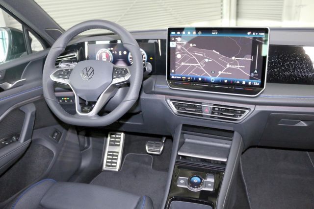 Fahrzeugabbildung Volkswagen Tiguan R-Line 2.0 l TSI OPF 4MOTION 195 kW (265