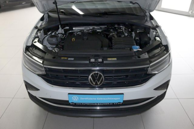 Fahrzeugabbildung Volkswagen Tiguan Life 1.5 TSI DSG LED Navi SHZ Alu 18 Zoll