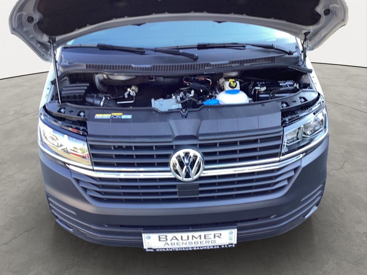 Fahrzeugabbildung Volkswagen T6.1 Kasten LR 2.0 TDI Kamera Klima langer ZV