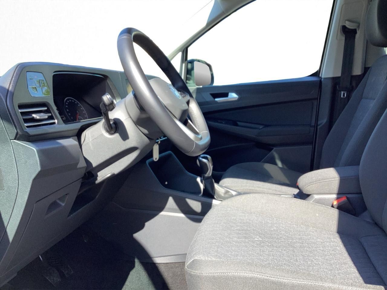 Fahrzeugabbildung Volkswagen Caddy Life 2.0 TDI AHK Navi LED PDC Kamera SHZ