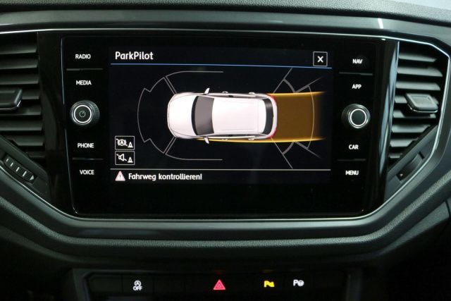 Fahrzeugabbildung Volkswagen T-ROC IQ.DRIVE 1.5 TSI Standheizung LED Navi SHZ