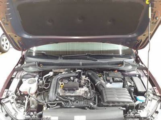Fahrzeugabbildung Volkswagen Polo MOVE 1.0 TSI Navi LED PDC Dig.Cockpit SHZ
