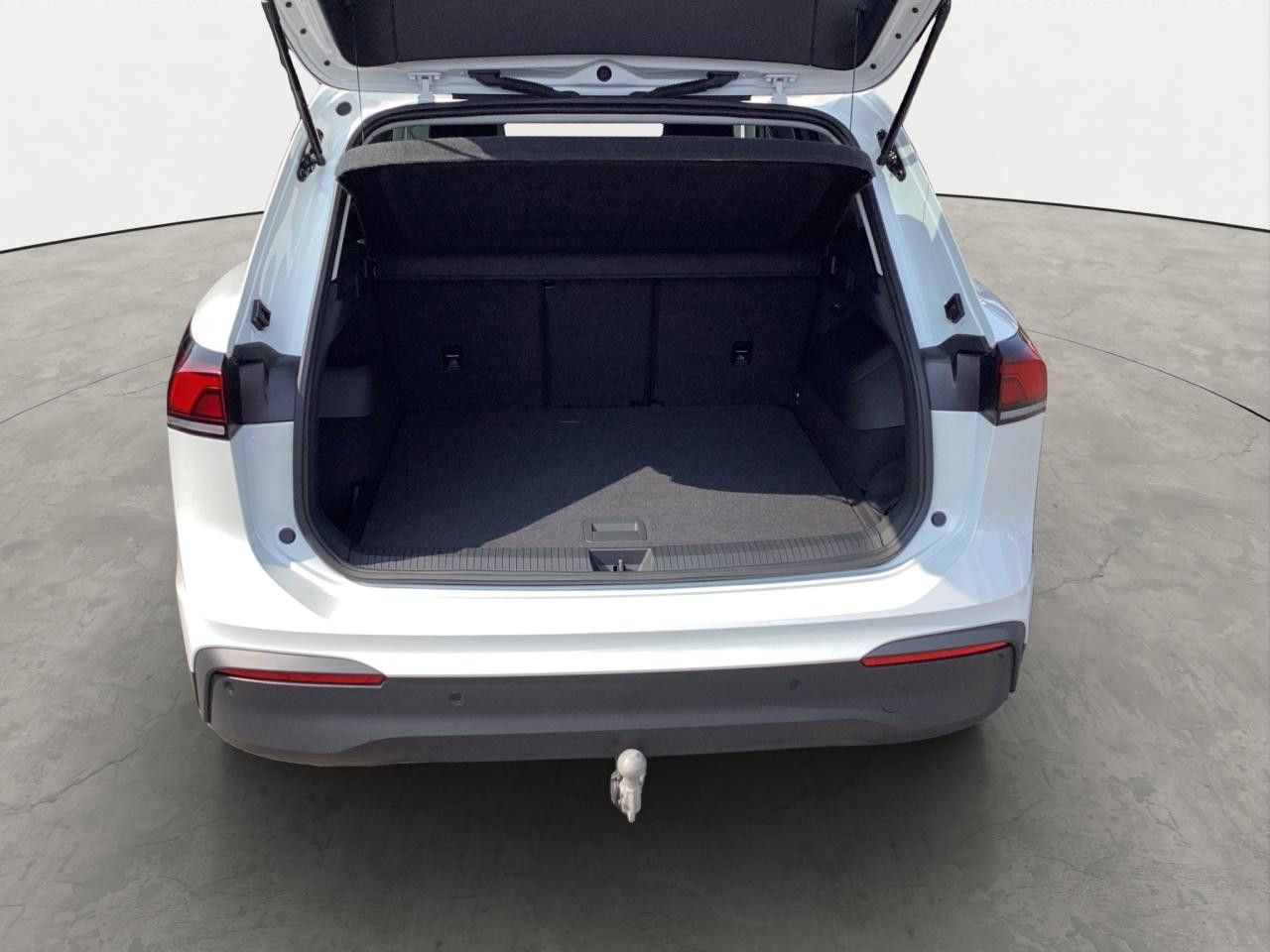 Fahrzeugabbildung Volkswagen Tiguan Life 1.5 TSI DSG AHK Kamera Navi LED