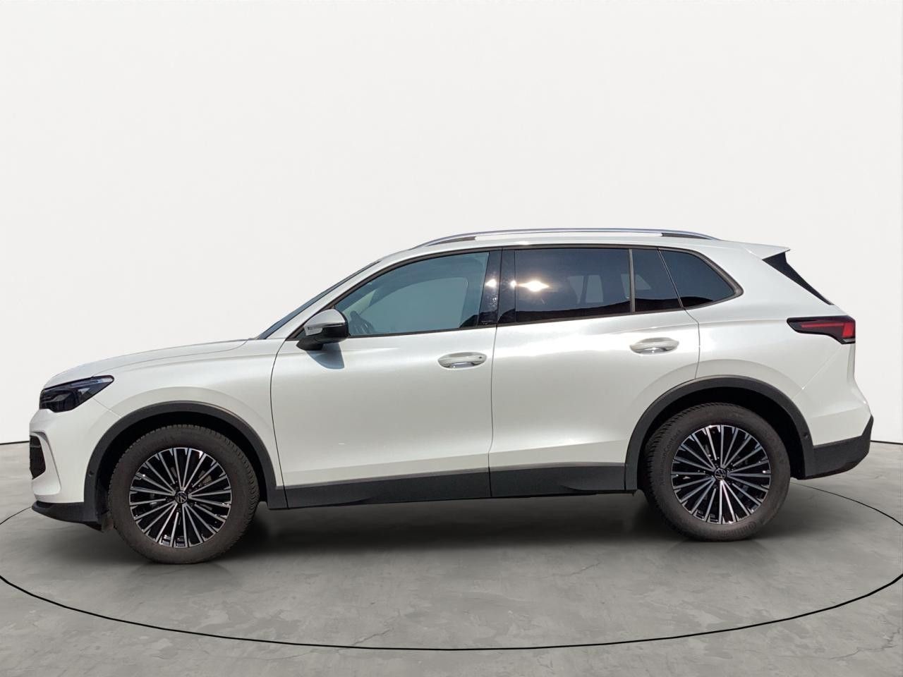Fahrzeugabbildung Volkswagen Tiguan Life 1.5 TSI DSG AHK Kamera Navi LED