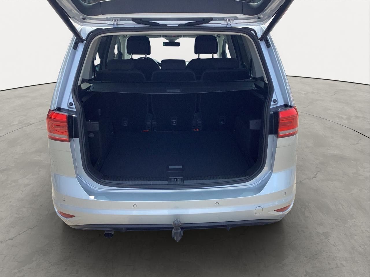 Fahrzeugabbildung Volkswagen Touran Highline 2.0 TDI DSG AHK Kamera Navi LED