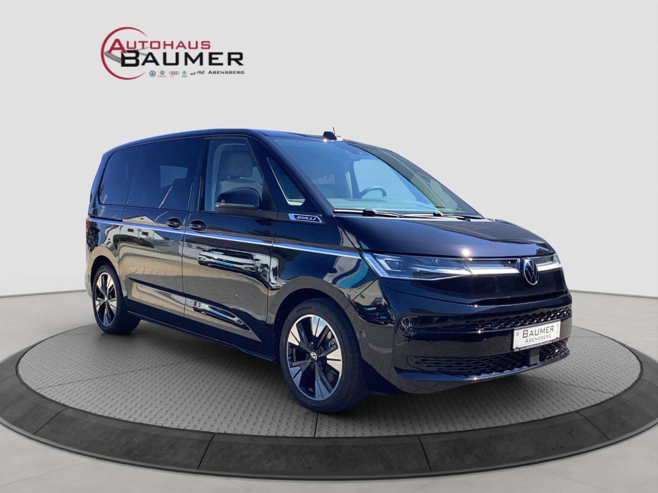 Fahrzeugabbildung Volkswagen T7 Multivan Style TDI DSG 7-Sitzer IQ.Light Navi