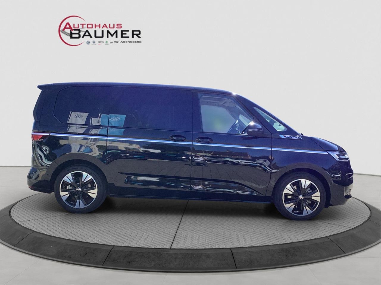 Fahrzeugabbildung Volkswagen T7 Multivan Style TDI DSG 7-Sitzer IQ.Light Navi