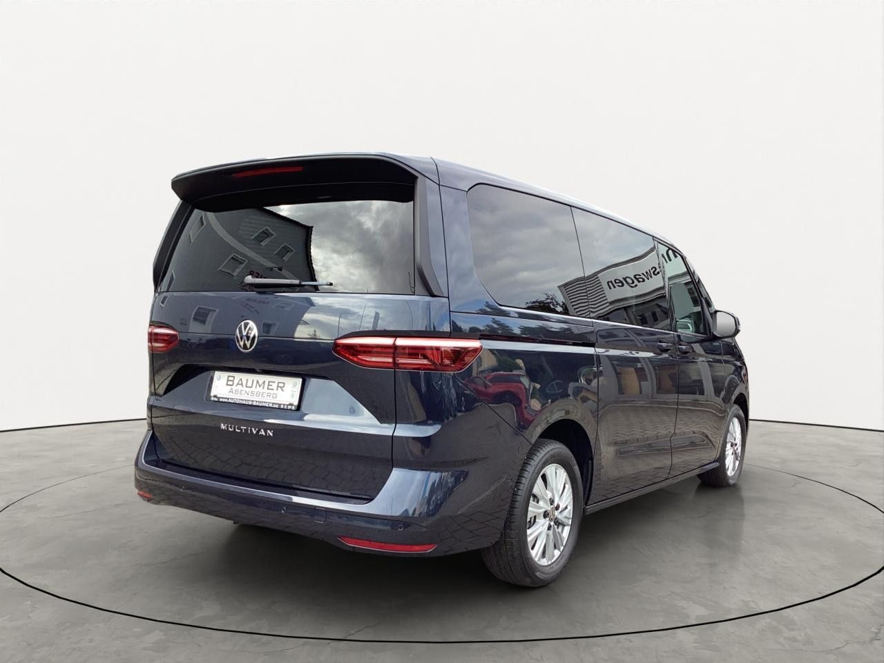 Fahrzeugabbildung Volkswagen T7 Multivan Business Lang TDI DSG 7-Sitzer Navi