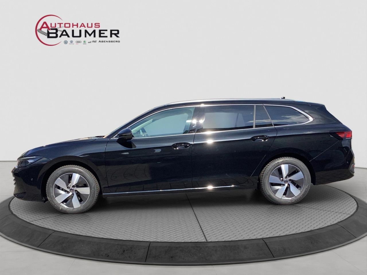 Fahrzeugabbildung Volkswagen Passat Variant Business 1.5 eTSI DSG Navi LED