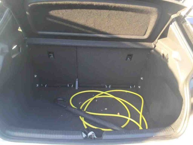 Fahrzeugabbildung Volkswagen ID.3 Pro Performance 62 kWh Navi LED PDC v+h