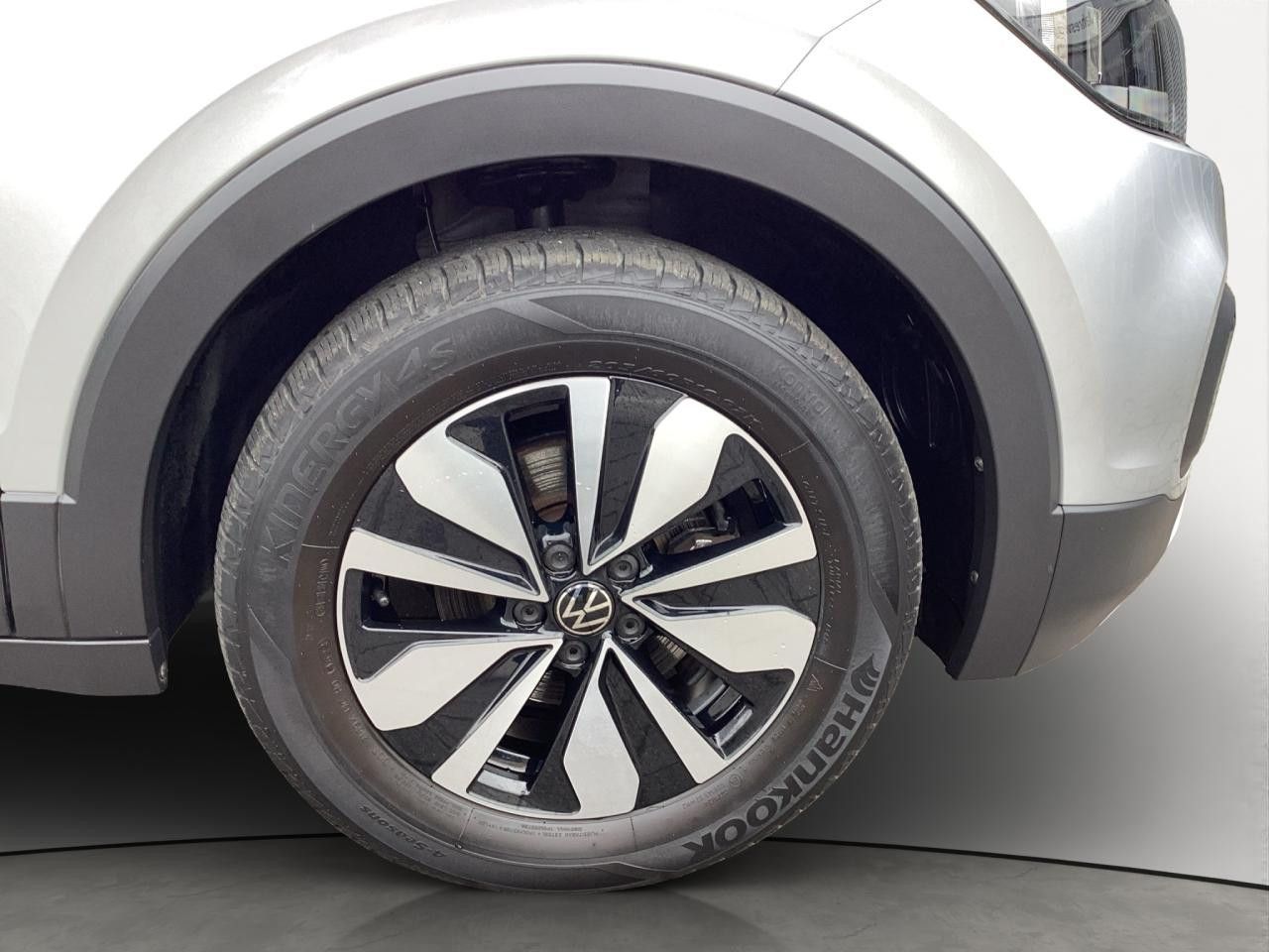 Fahrzeugabbildung Volkswagen T-Cross MOVE 1.0 TSI DSG AHK Navi ACC PDC v+h
