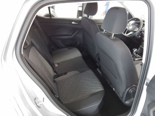 Fahrzeugabbildung Volkswagen T-Cross MOVE 1.0 TSI DSG AHK Navi ACC PDC v+h