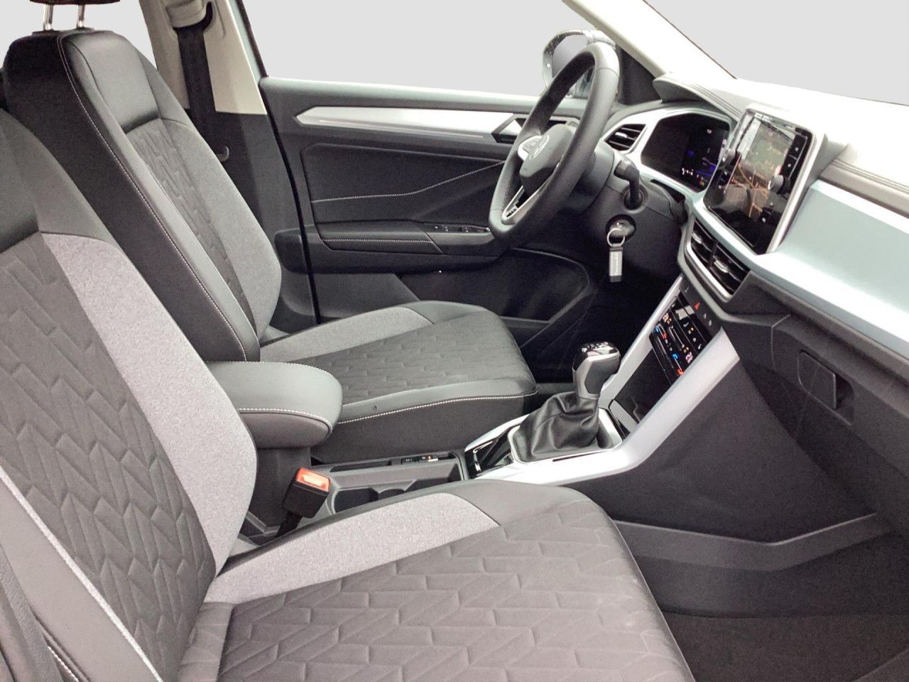 Fahrzeugabbildung Volkswagen T-Roc GOAL 1.5 l TSI OPF 110 kW (150 PS) LED