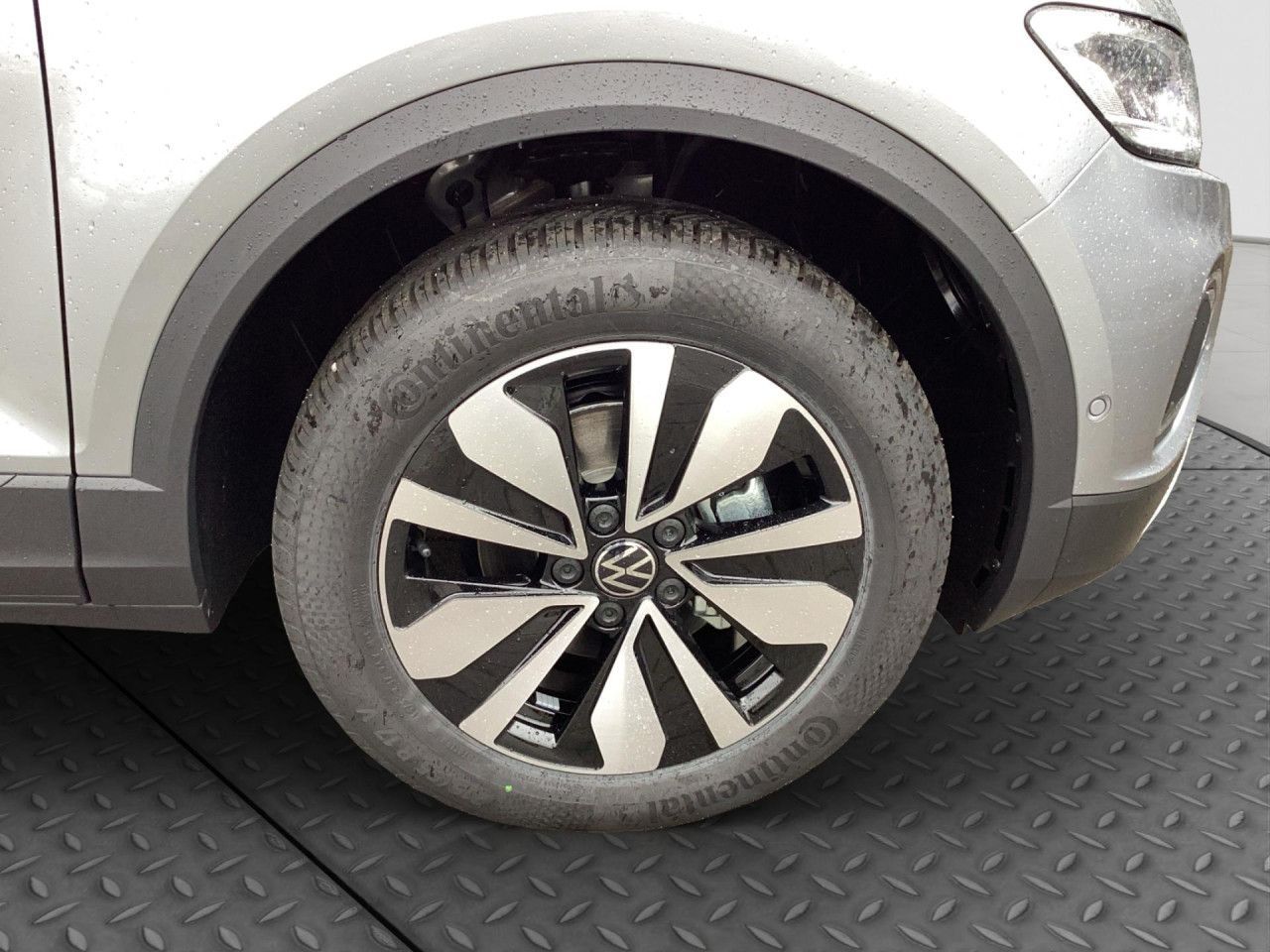 Fahrzeugabbildung Volkswagen T-Roc GOAL 1.5 l TSI OPF 110 kW (150 PS) LED