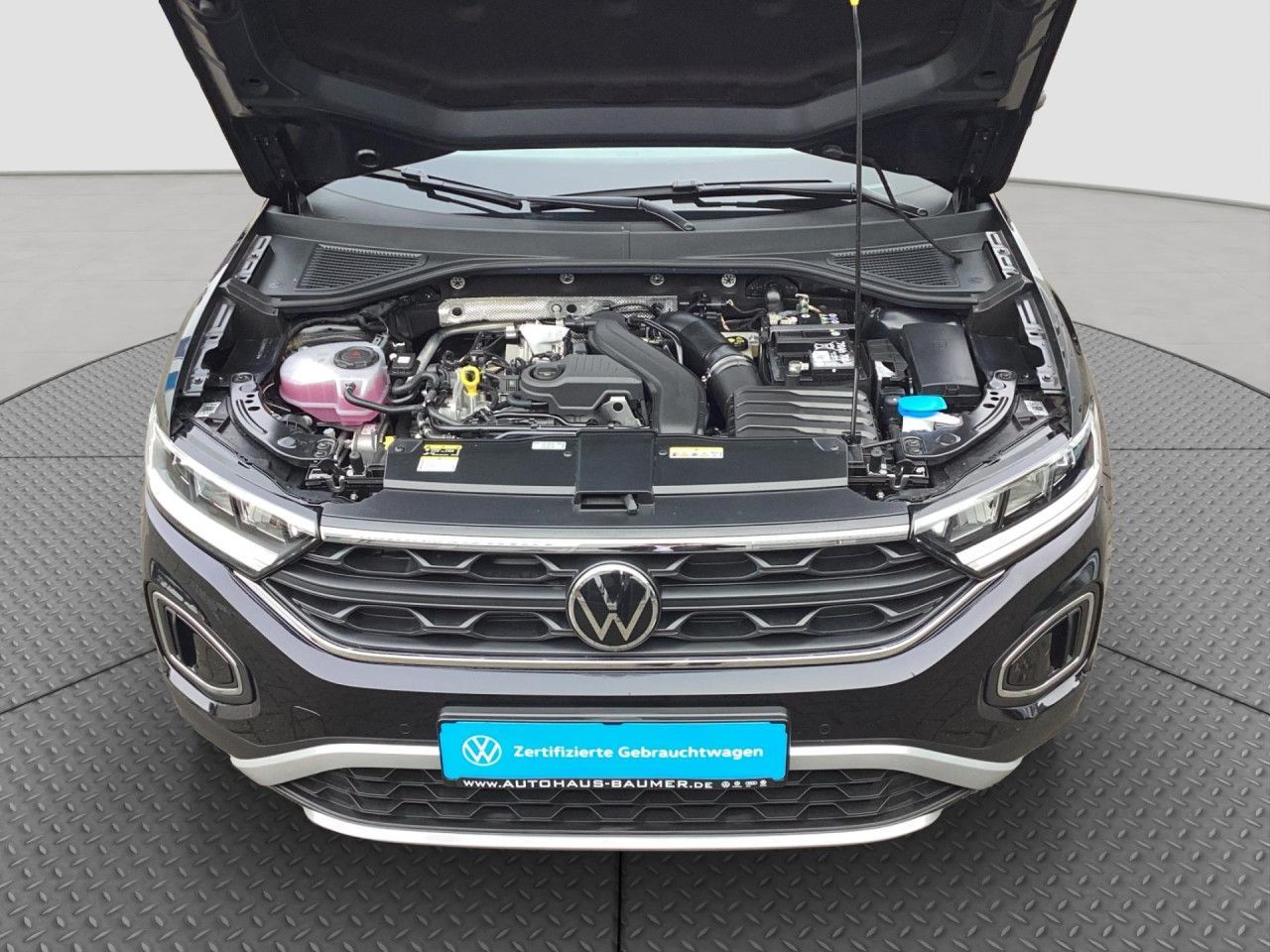 Fahrzeugabbildung Volkswagen T-Roc GOAL 1.5 l TSI OPF 110 kW (150 PS) LED
