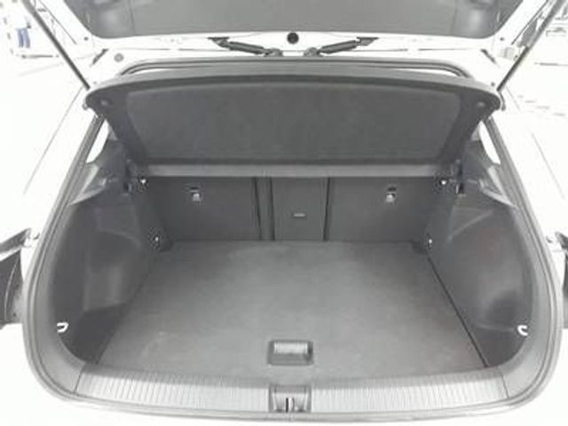Fahrzeugabbildung Volkswagen T-ROC Style 1.5 TSI DSG AHK Navi LED ergoActive