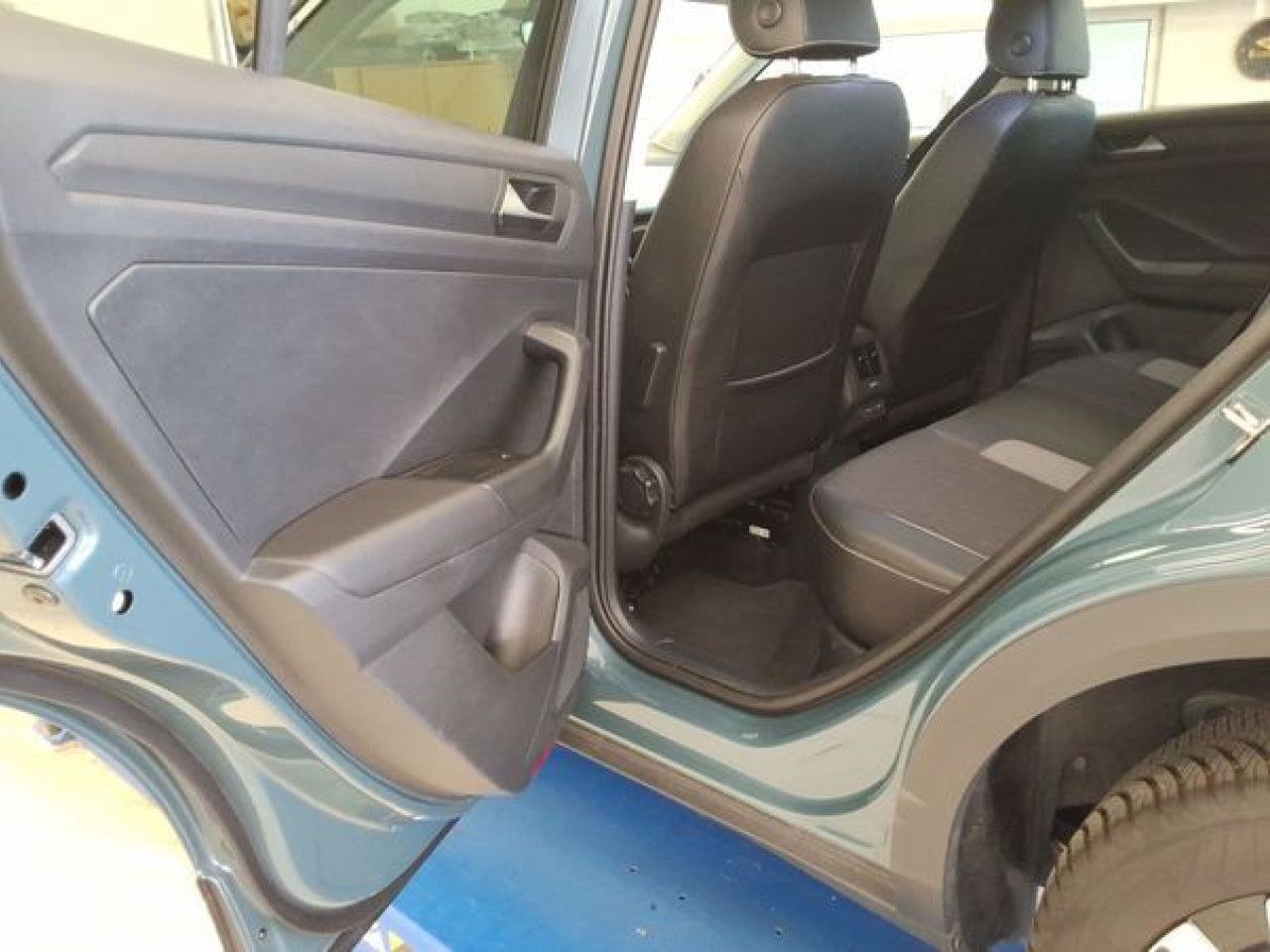 Fahrzeugabbildung Volkswagen T-ROC GOAL 1.5 TSI DSG Navi LED Kamera ACC Klima