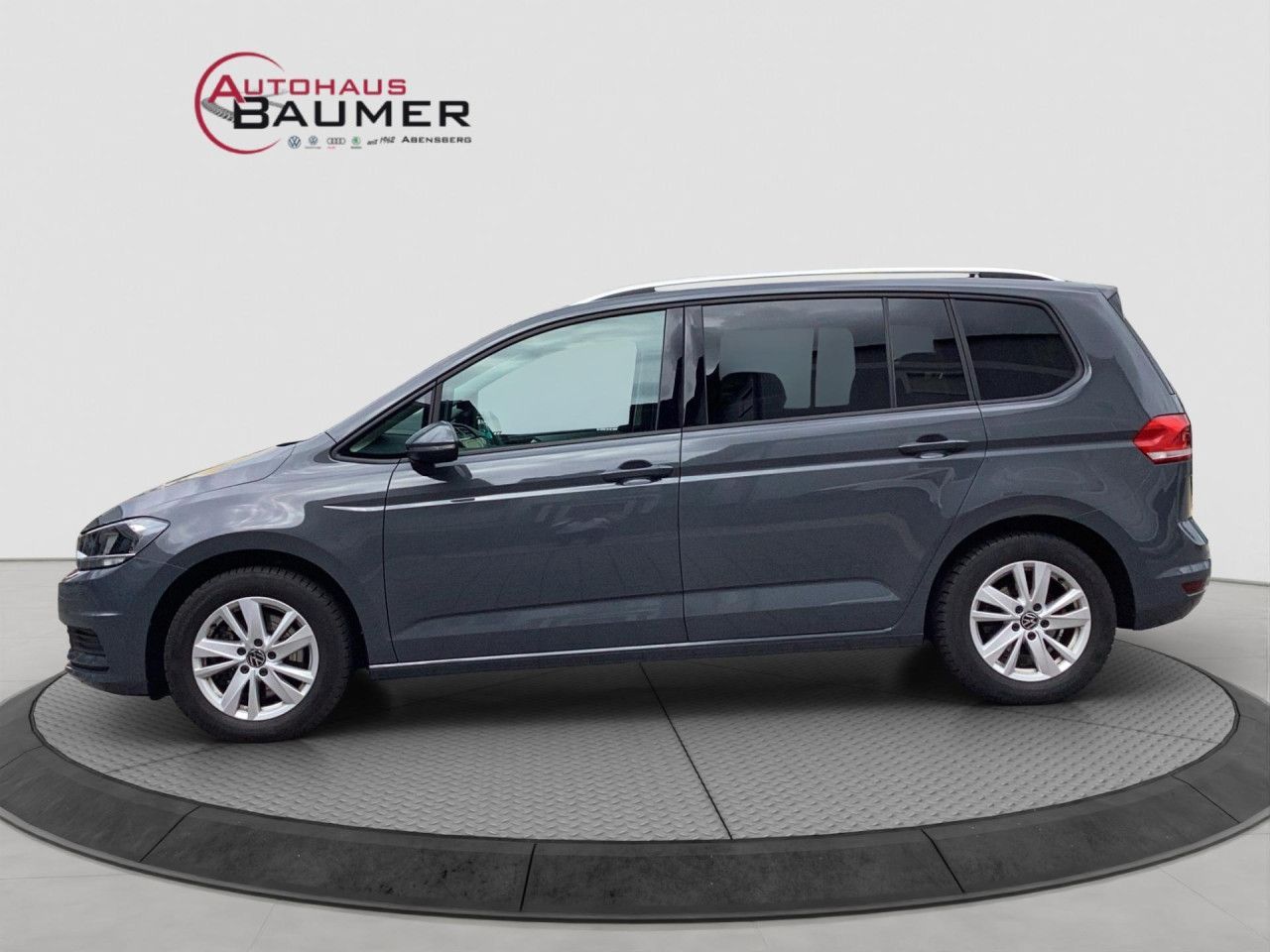 Fahrzeugabbildung Volkswagen Touran Comfortline 1.5 TSI DSG AHK 7-Sitzer Navi